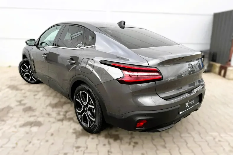 Citroën C4X din 2023 cu 7.300 km - oferta CIT138029 - foto 4