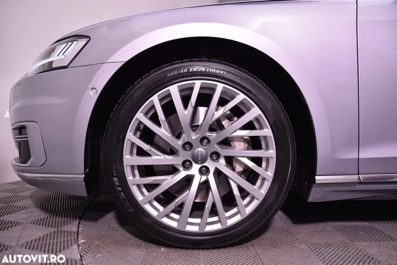 Audi A8 din 2020 cu 125.518 km - oferta AUD138057 - foto 13