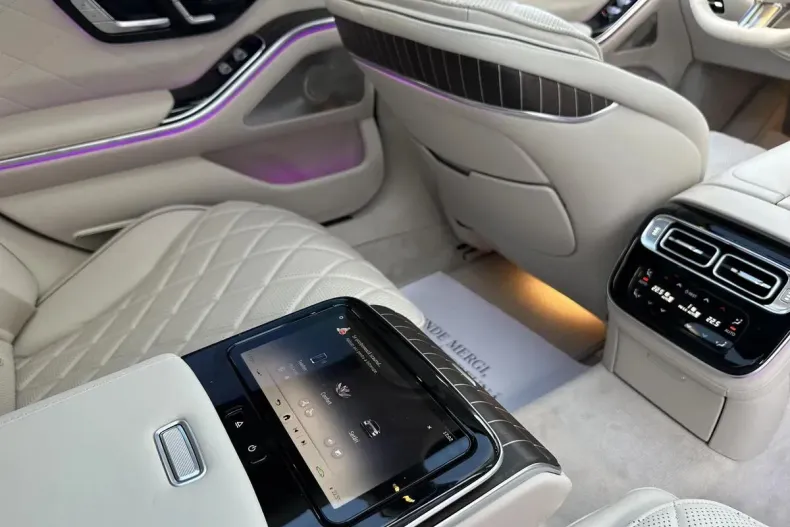 Mercedes-Benz S din 2023 cu 12.448 km - oferta MER138076 - foto 19