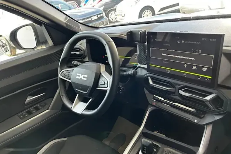 Dacia Bigster din 2024 cu 15.932 km - oferta DAC138077 - foto 7