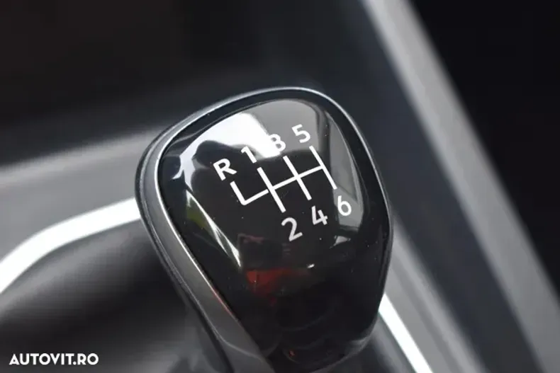 Volkswagen Golf din 2021 cu 130.446 km - oferta VOL138089 - foto 25