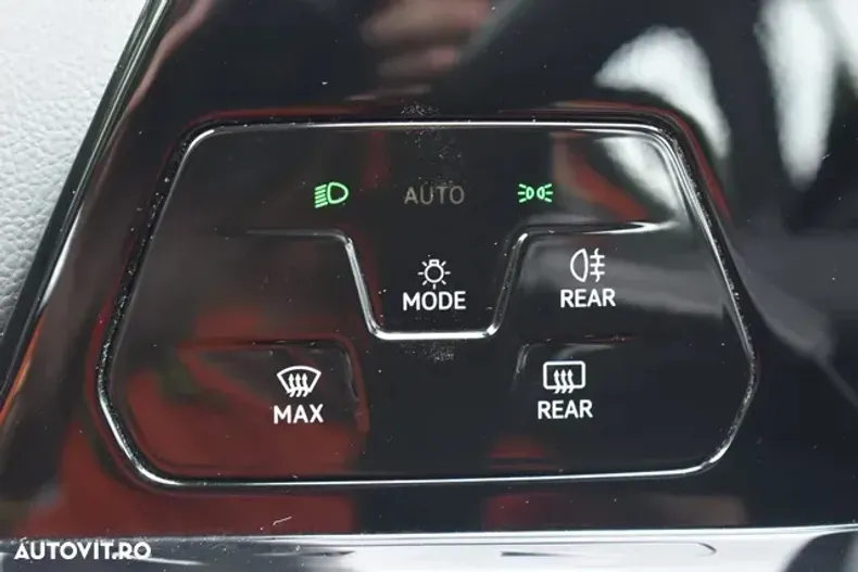 Volkswagen Golf din 2021 cu 130.446 km - oferta VOL138089 - foto 27