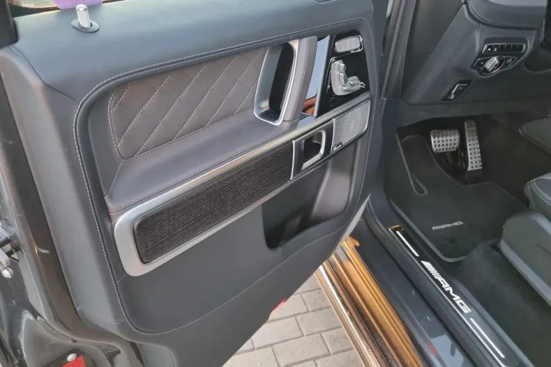 Mercedes-Benz G din 2024 cu 19.000 km - oferta MER138092 - foto 28