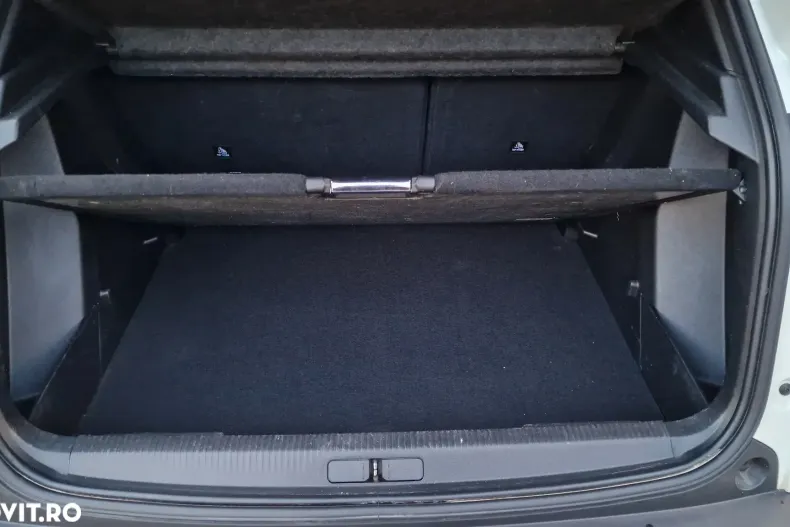 Peugeot 2008 din 2021 cu 135.000 km - oferta PEU138127 - foto 28