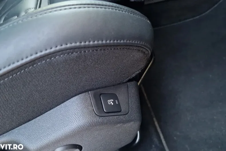 Peugeot 3008 din 2022 cu 106.500 km - oferta PEU138131 - foto 32