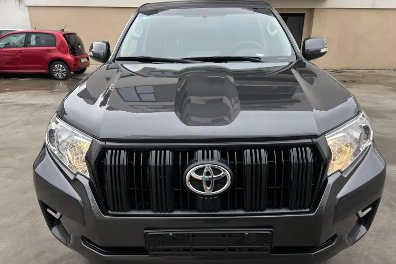 Toyota Land Cruiser din 2023 cu 29.900 km - oferta TOY138141 - foto 2