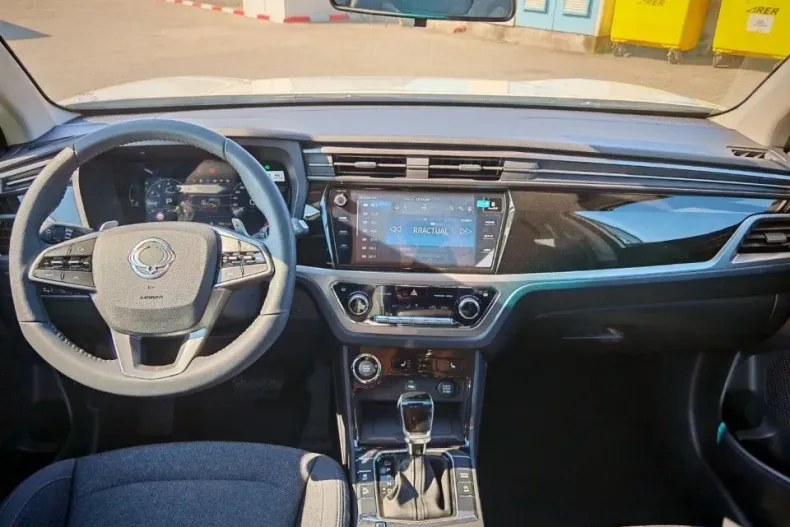 KG Mobility Korrando din 2025 cu 1 km - oferta KGM138188 - foto 5