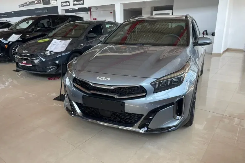 Kia XCeed din 2025 cu 5 km - oferta KIA138189 - foto 1