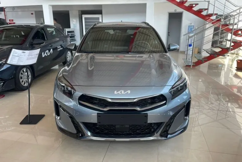 Kia XCeed din 2025 cu 5 km - oferta KIA138189 - foto 2