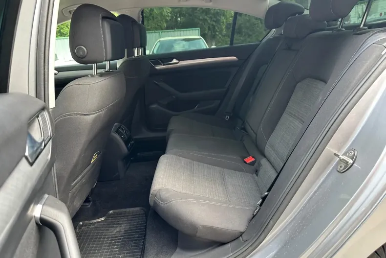 Volkswagen Passat din 2020 cu 103.709 km - oferta VOL138225 - foto 12