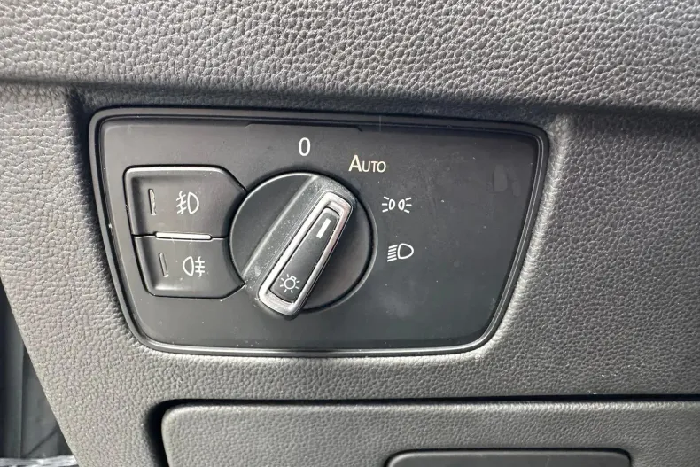 Volkswagen Passat din 2020 cu 103.709 km - oferta VOL138225 - foto 14