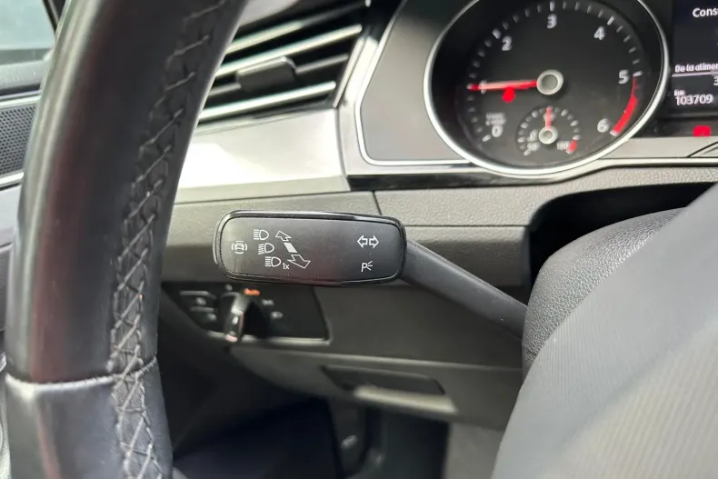 Volkswagen Passat din 2020 cu 103.709 km - oferta VOL138225 - foto 16