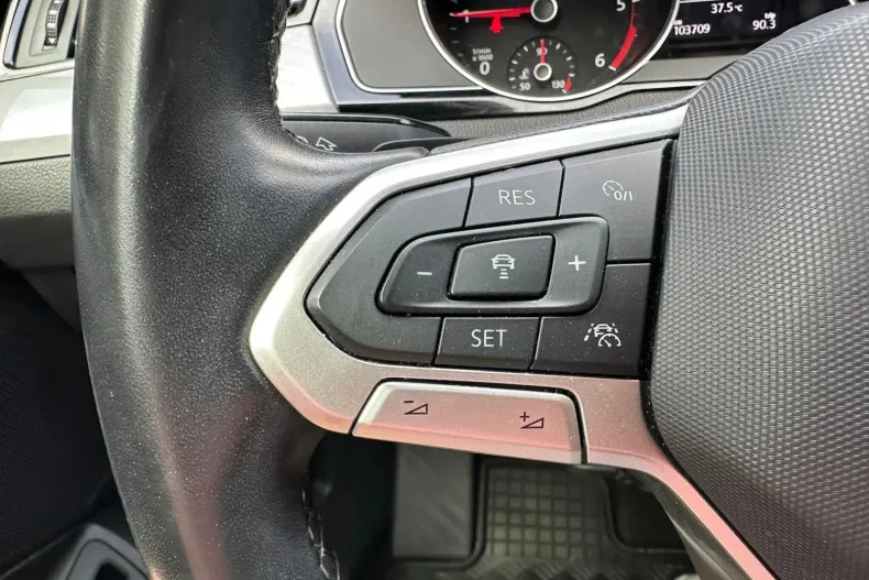 Volkswagen Passat din 2020 cu 103.709 km - oferta VOL138225 - foto 18