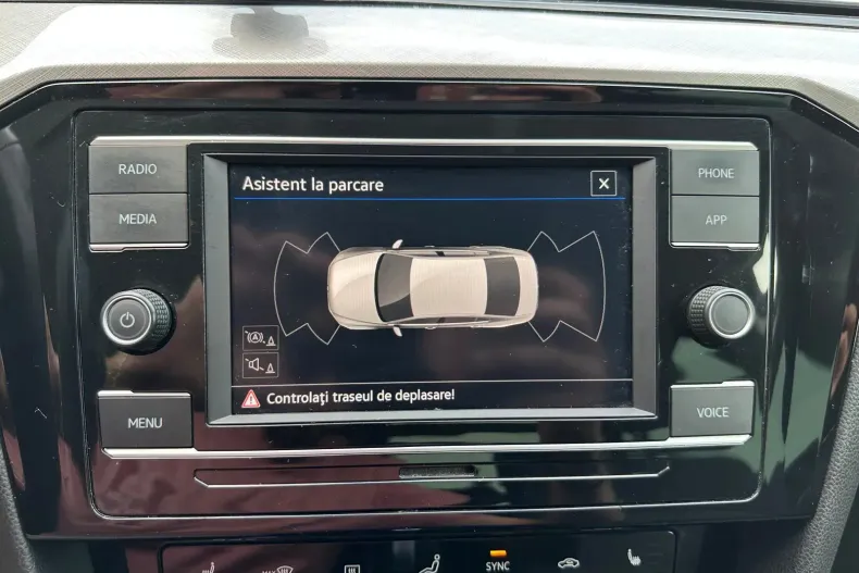 Volkswagen Passat din 2020 cu 103.709 km - oferta VOL138225 - foto 24