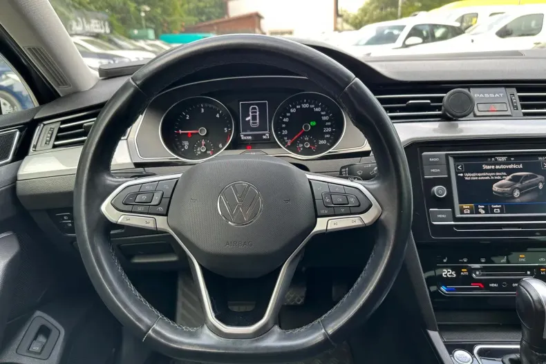 Volkswagen Passat din 2020 cu 103.709 km - oferta VOL138225 - foto 27