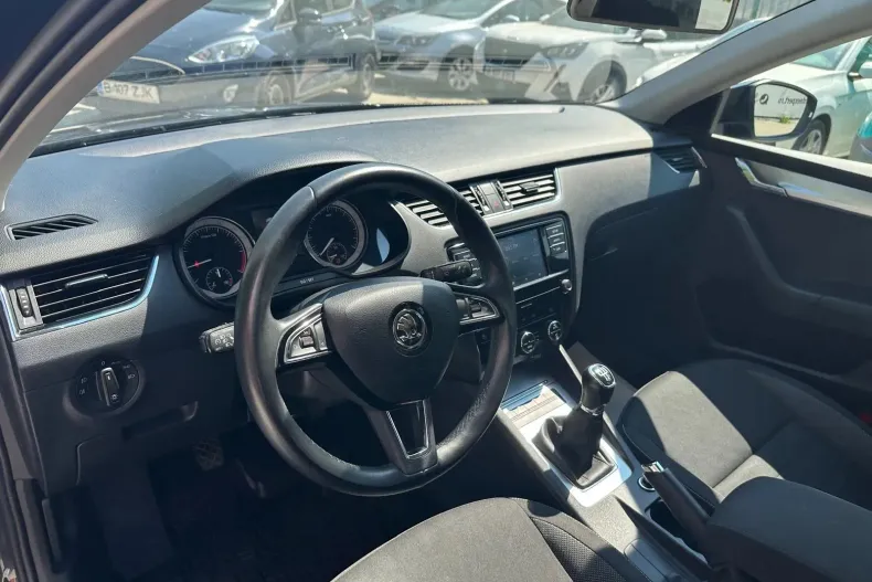 Skoda Octavia din 2019 cu 52.160 km - oferta SKO138226 - foto 12