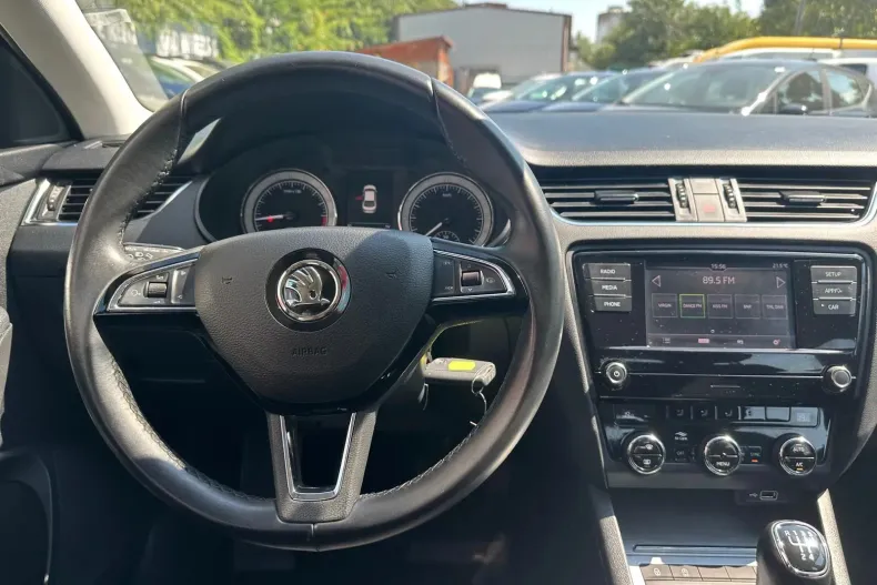 Skoda Octavia din 2019 cu 52.160 km - oferta SKO138226 - foto 23