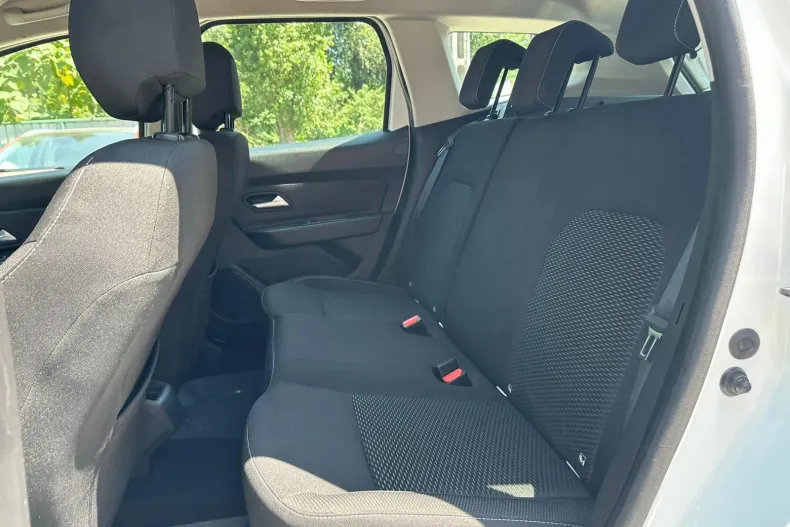 Dacia Duster din 2021 cu 107.175 km - oferta DAC138229 - foto 12