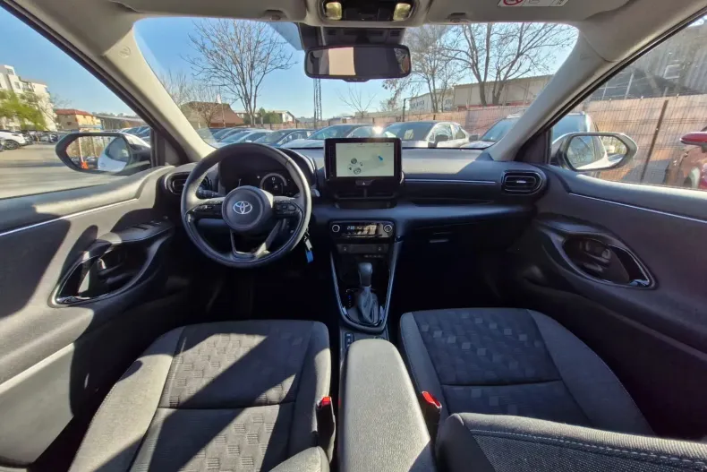 Toyota Yaris din 2024 cu 3.300 km - oferta TOY138275 - foto 20