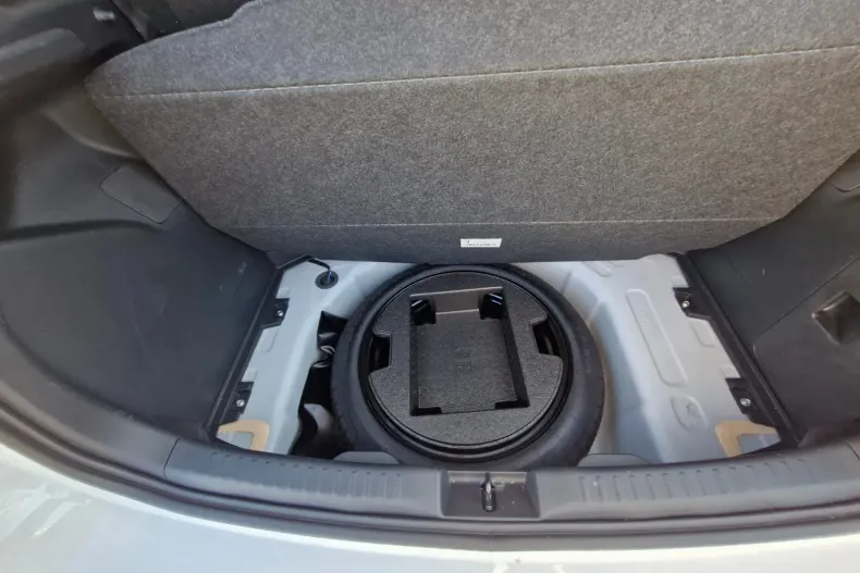 Toyota Yaris din 2024 cu 3.300 km - oferta TOY138275 - foto 23