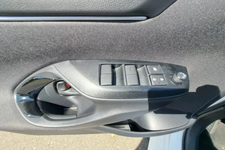 Toyota Yaris din 2024 cu 2 km - oferta TOY138277 - foto 12