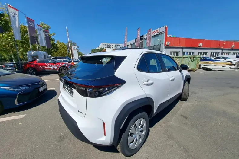 Toyota Yaris Cross din 2024 cu 2 km - oferta TOY138278 - foto 5