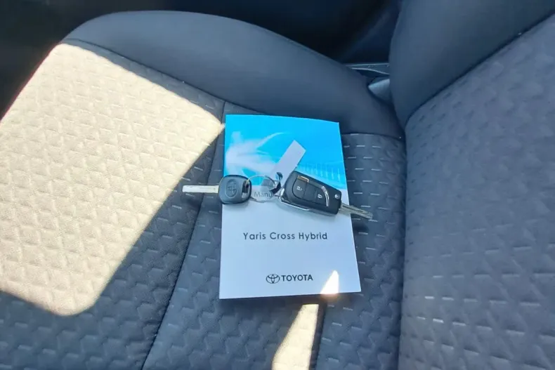 Toyota Yaris Cross din 2024 cu 2 km - oferta TOY138278 - foto 25