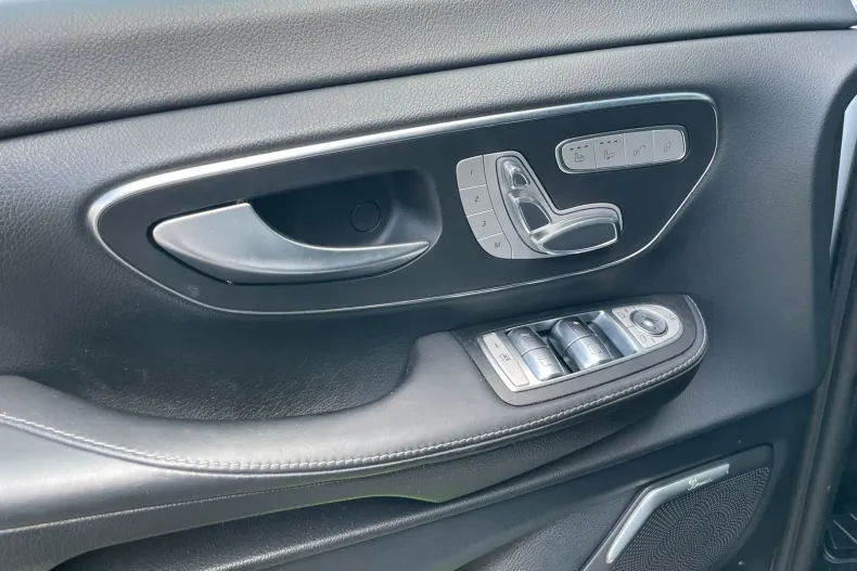 Mercedes-Benz V din 2020 cu 147.000 km - oferta MER138281 - foto 13