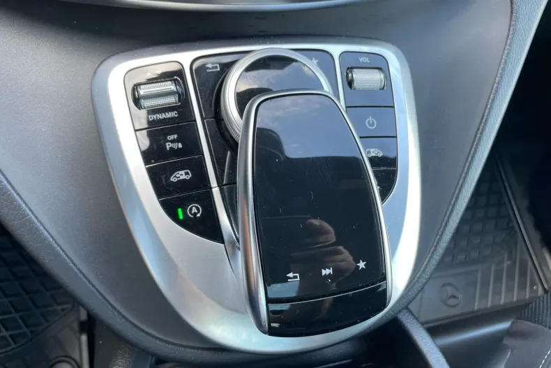 Mercedes-Benz V din 2020 cu 147.000 km - oferta MER138281 - foto 31