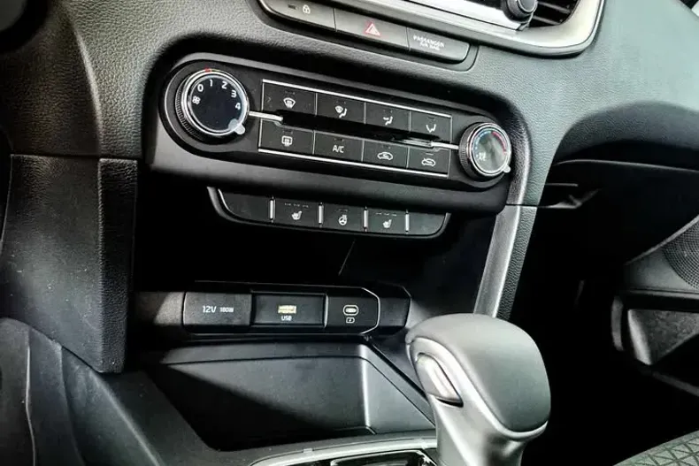 Kia Ceed din 2025 cu 1 km - oferta KIA138289 - foto 4