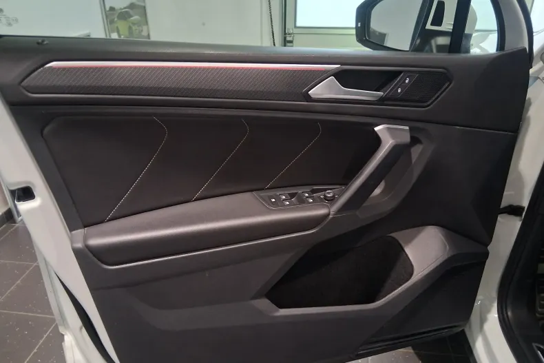 Volkswagen Tiguan din 2021 cu 109.416 km - oferta VOL138295 - foto 12