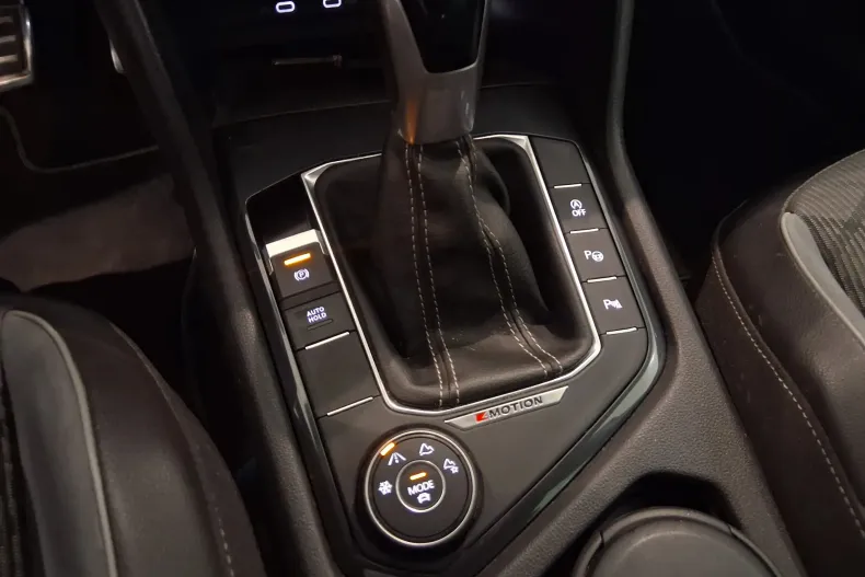 Volkswagen Tiguan din 2021 cu 109.416 km - oferta VOL138295 - foto 18