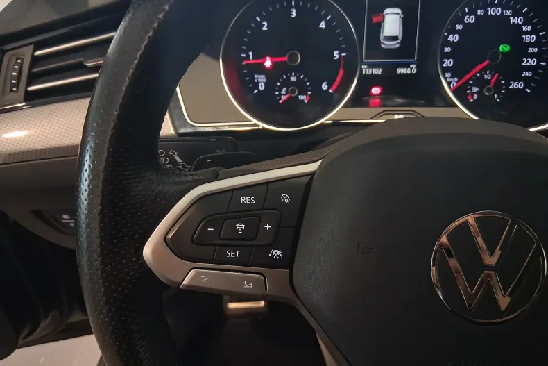 Volkswagen Passat din 2021 cu 113.098 km - oferta VOL138297 - foto 19