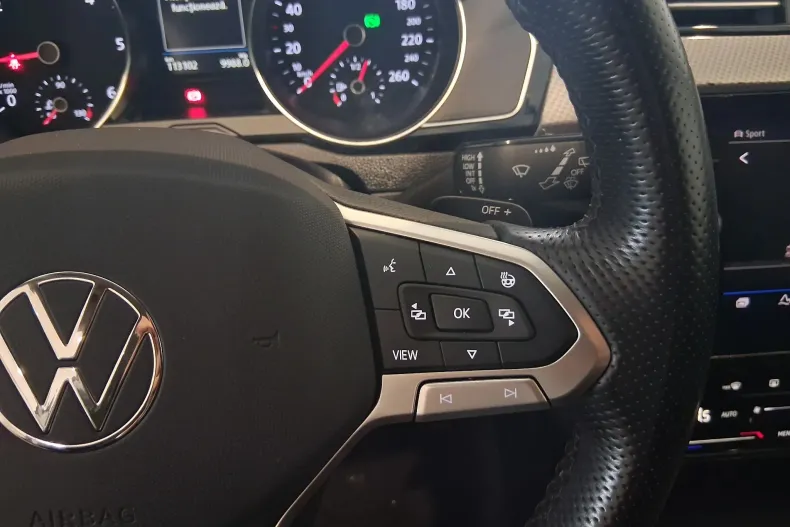 Volkswagen Passat din 2021 cu 113.098 km - oferta VOL138297 - foto 20