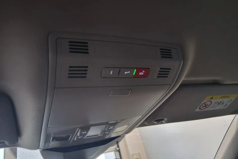 Volkswagen Passat din 2021 cu 113.098 km - oferta VOL138297 - foto 35