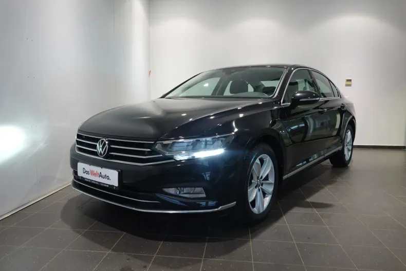 Volkswagen Passat din 2021 cu 81.122 km - oferta VOL138298 - foto 1