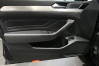 Volkswagen Passat din 2021 cu 81.122 km - oferta VOL138298 - foto 12