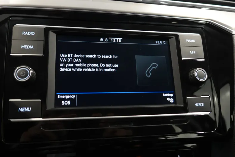 Volkswagen Passat din 2021 cu 81.122 km - oferta VOL138298 - foto 23