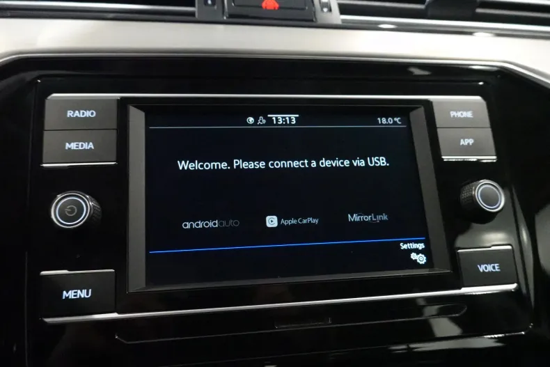 Volkswagen Passat din 2021 cu 81.122 km - oferta VOL138298 - foto 24