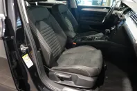 Volkswagen Passat din 2021 cu 81.122 km - oferta VOL138298 - foto 32