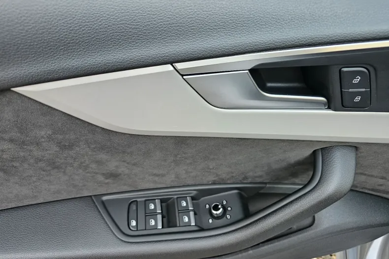 Audi A4 din 2020 cu 124.499 km - oferta AUD138321 - foto 22