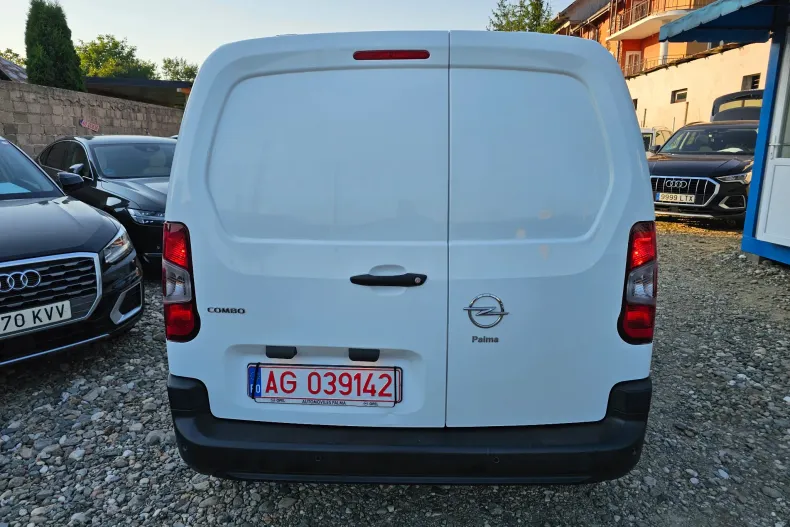 Opel Combo din 2022 cu 48.499 km - oferta OPE138322 - foto 4
