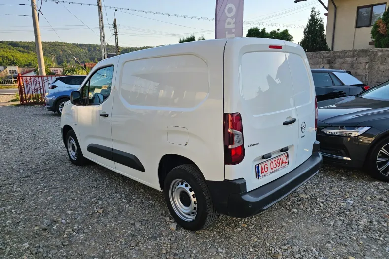 Opel Combo din 2022 cu 48.499 km - oferta OPE138322 - foto 6