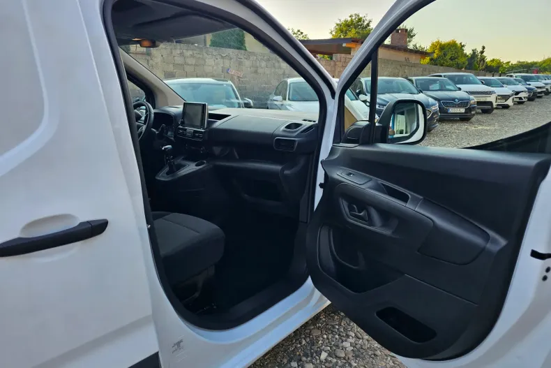 Opel Combo din 2022 cu 48.499 km - oferta OPE138322 - foto 16