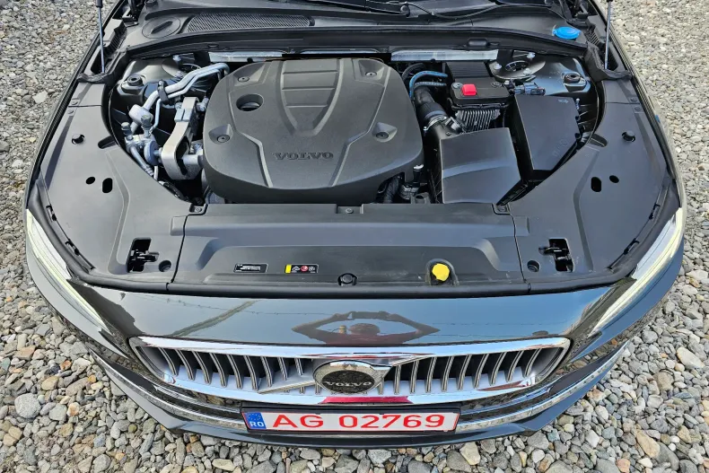 Volvo S90 din 2021 cu 179.899 km - oferta VOL138323 - foto 15