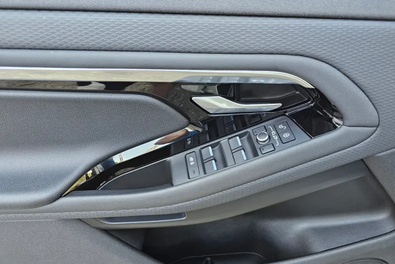 Land Rover Range Rover Evoque din 2021 cu 119.999 km - oferta LAN138324 - foto 38