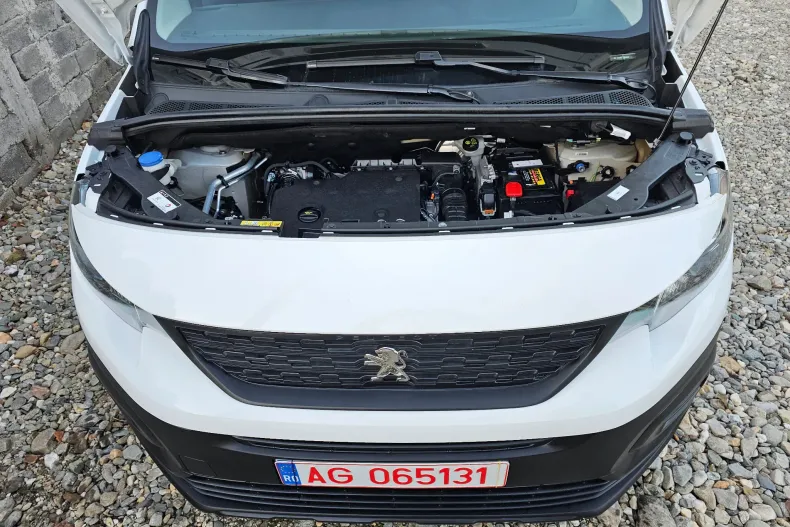 Peugeot Rifter din 2021 cu 134.099 km - oferta PEU138326 - foto 16