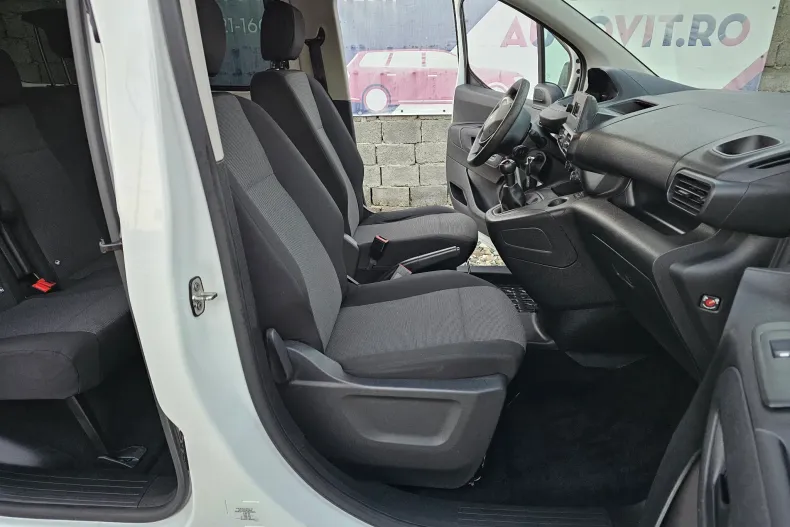 Peugeot Rifter din 2021 cu 134.099 km - oferta PEU138326 - foto 28