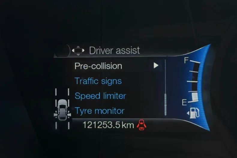 Ford Mondeo din 2021 cu 119.892 km - oferta FOR138330 - foto 13