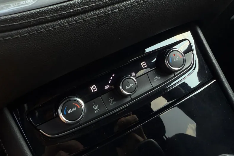 Opel Grandland (X) din 2020 cu 175.245 km - oferta OPE138331 - foto 13